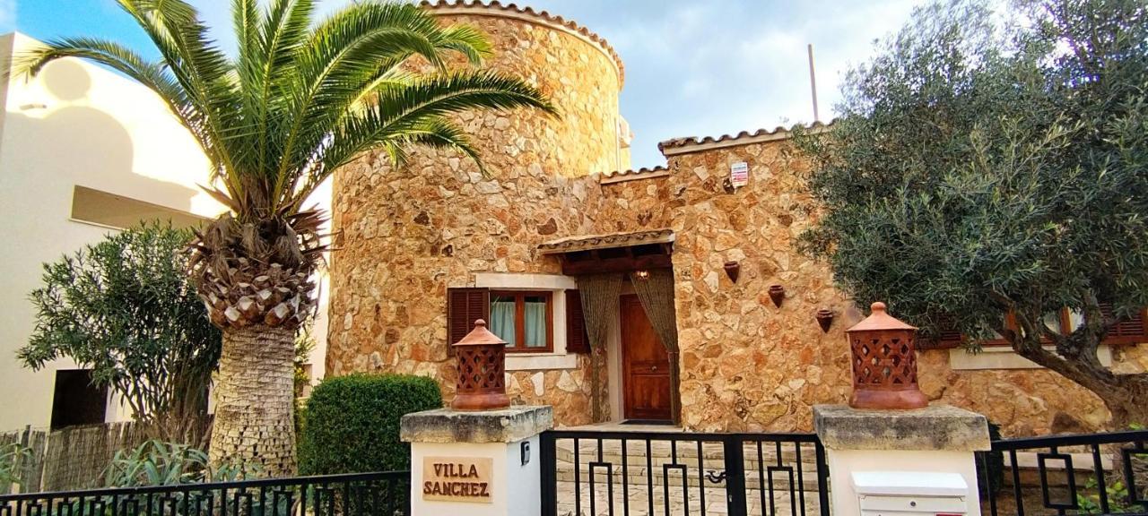 Villa Sanchez In Strandnahe Mit Pool, Jacuzzi, Klima, Wifi, Gas Bbq 산타니 외부 사진
