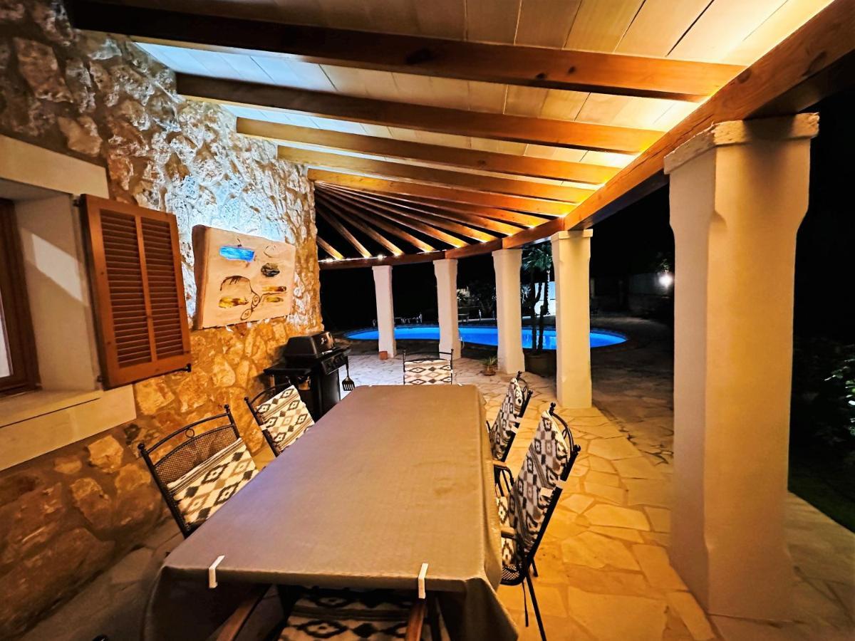Villa Sanchez In Strandnahe Mit Pool, Jacuzzi, Klima, Wifi, Gas Bbq 산타니 외부 사진