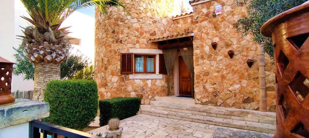 Villa Sanchez In Strandnahe Mit Pool, Jacuzzi, Klima, Wifi, Gas Bbq 산타니 외부 사진
