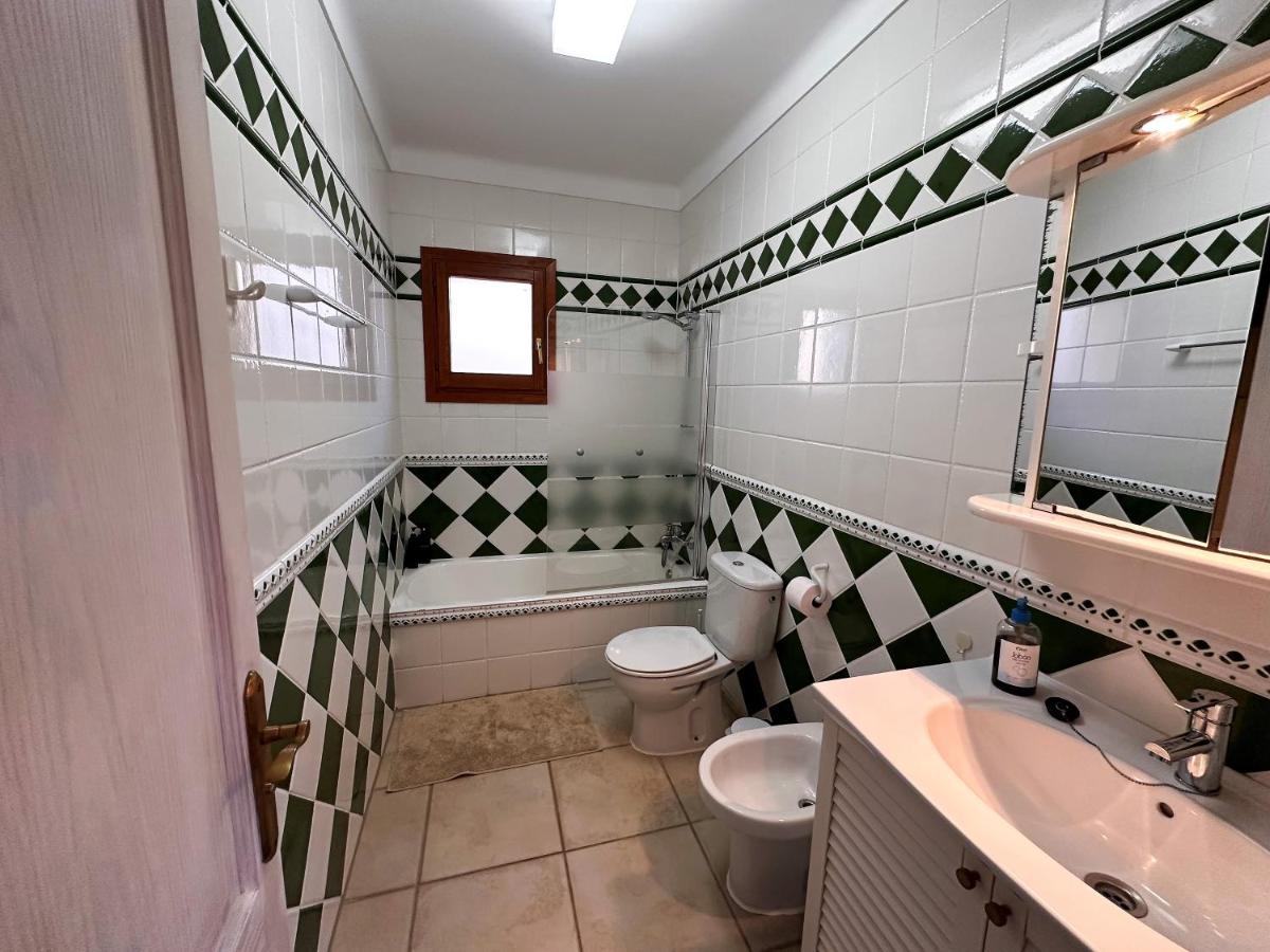 Villa Sanchez In Strandnahe Mit Pool, Jacuzzi, Klima, Wifi, Gas Bbq 산타니 외부 사진